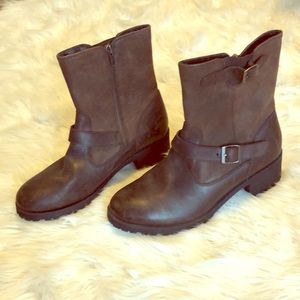 Eastland Belmont Buckle zip-up Boots EUC